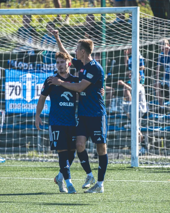 III liga. Dublet Krawczyka w Wikielcu