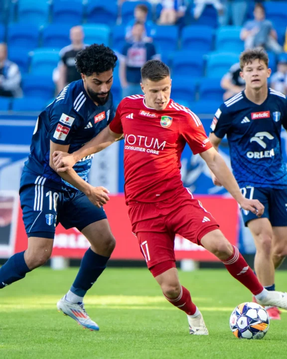 Miedź pokonana, baraże u siebie!