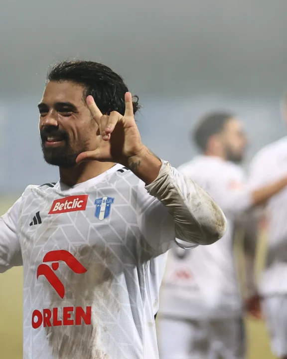 Trzy gole i trzy punkty w Siedlcach