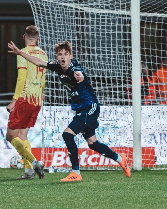 Oskar Tomczyk wypożyczony do Bologny