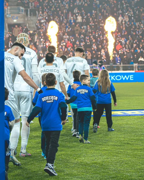 Raport kartkowy: Pasy bez Henrikssona