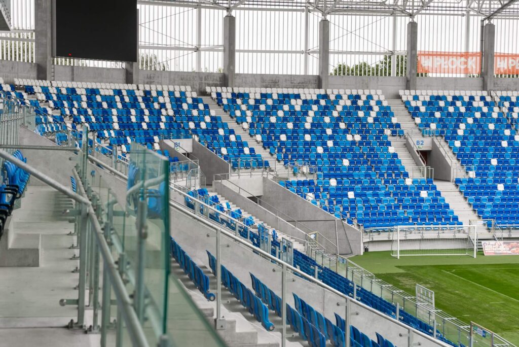 Trybuny stadionu Wisły Płock